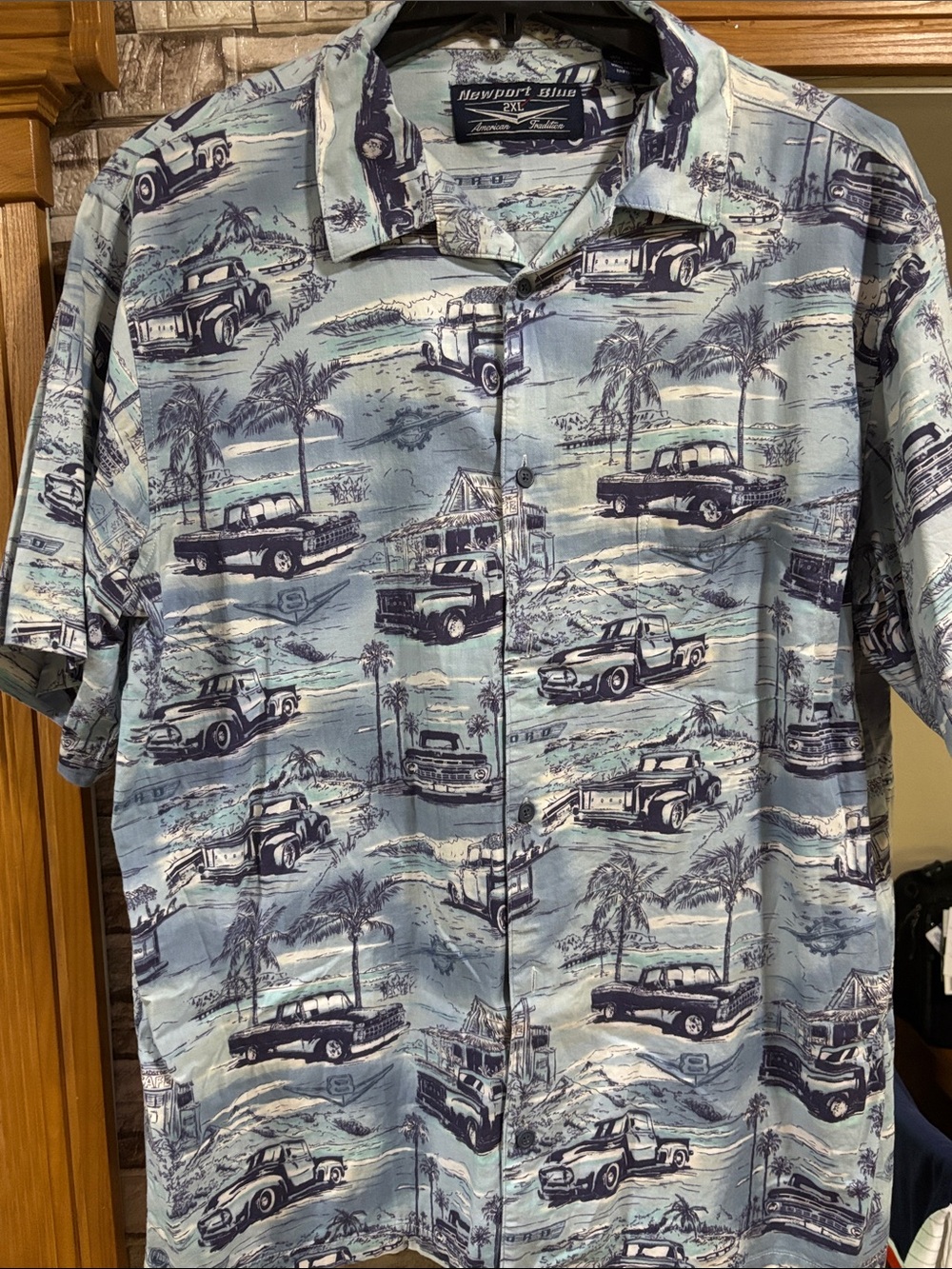 Newport Light Blue Vintage Truck Print Short-Sleeve Button-Down 2xl